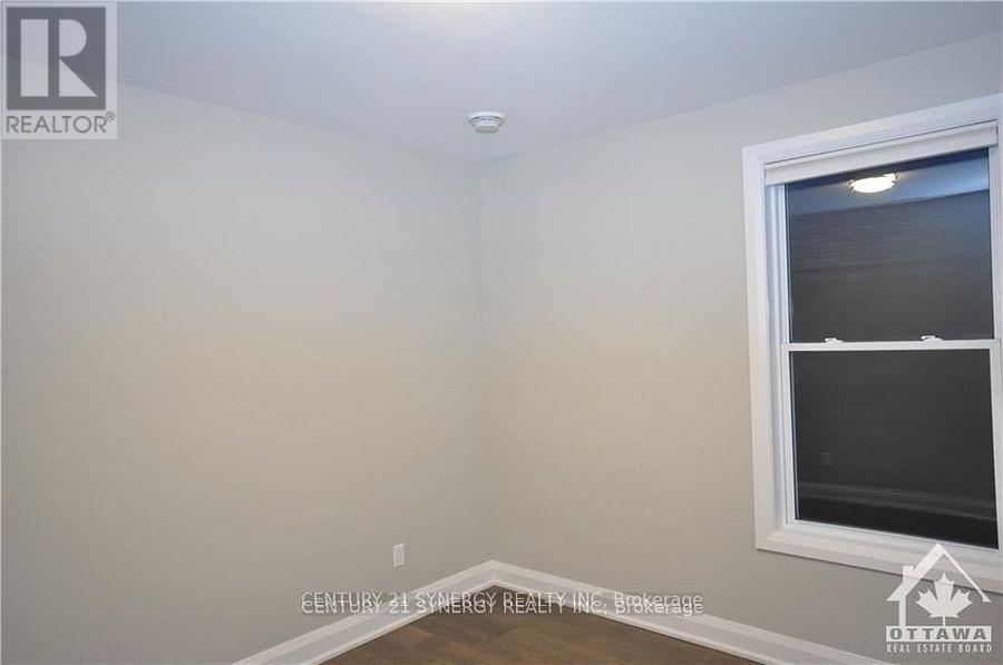 2 Bed, 1 Bath Multi-Family for Rent in Ottawa – 2 – 571 MCLEOD STREET, Ottawa – MLS# X13486402 - Image 8
