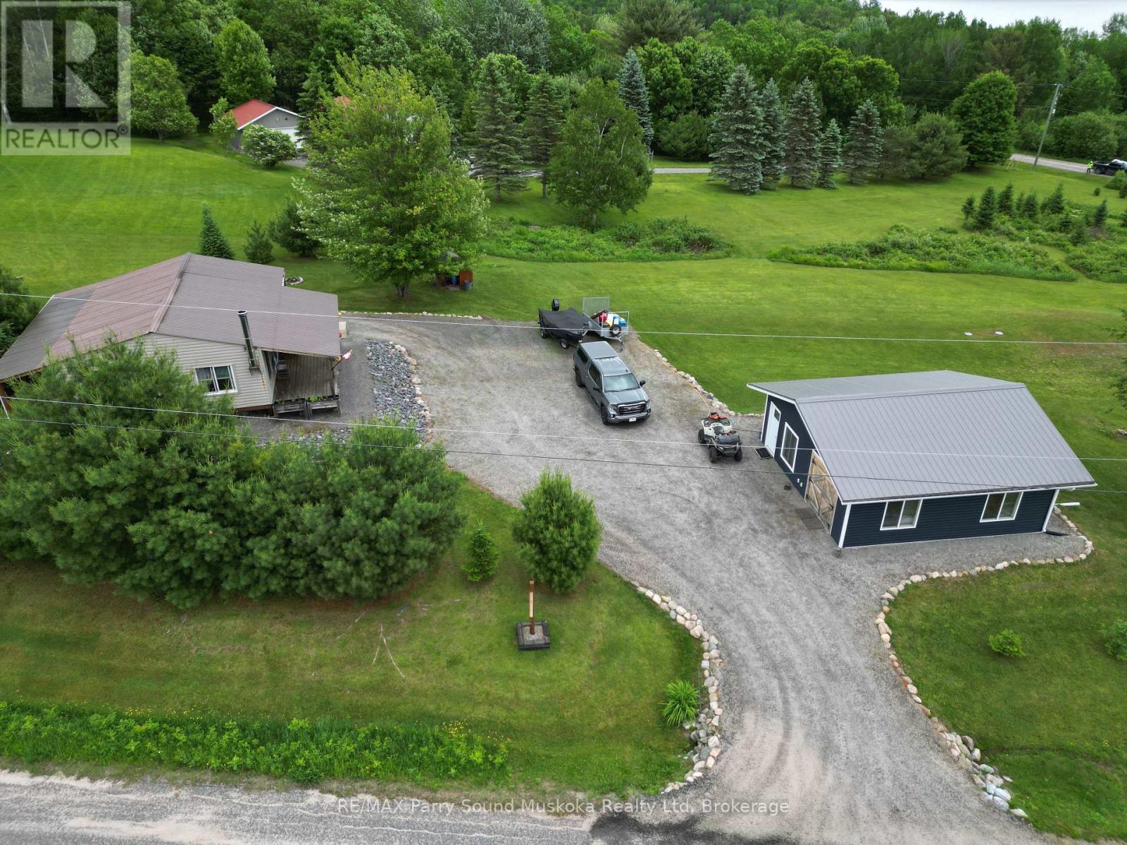 135 DANIEL DRIVE - 26