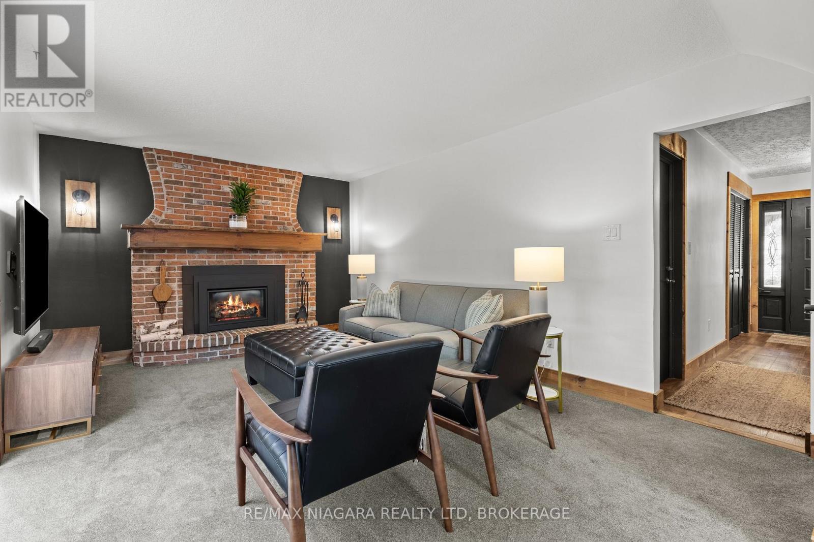 2786 LALEMANT ROAD - 16