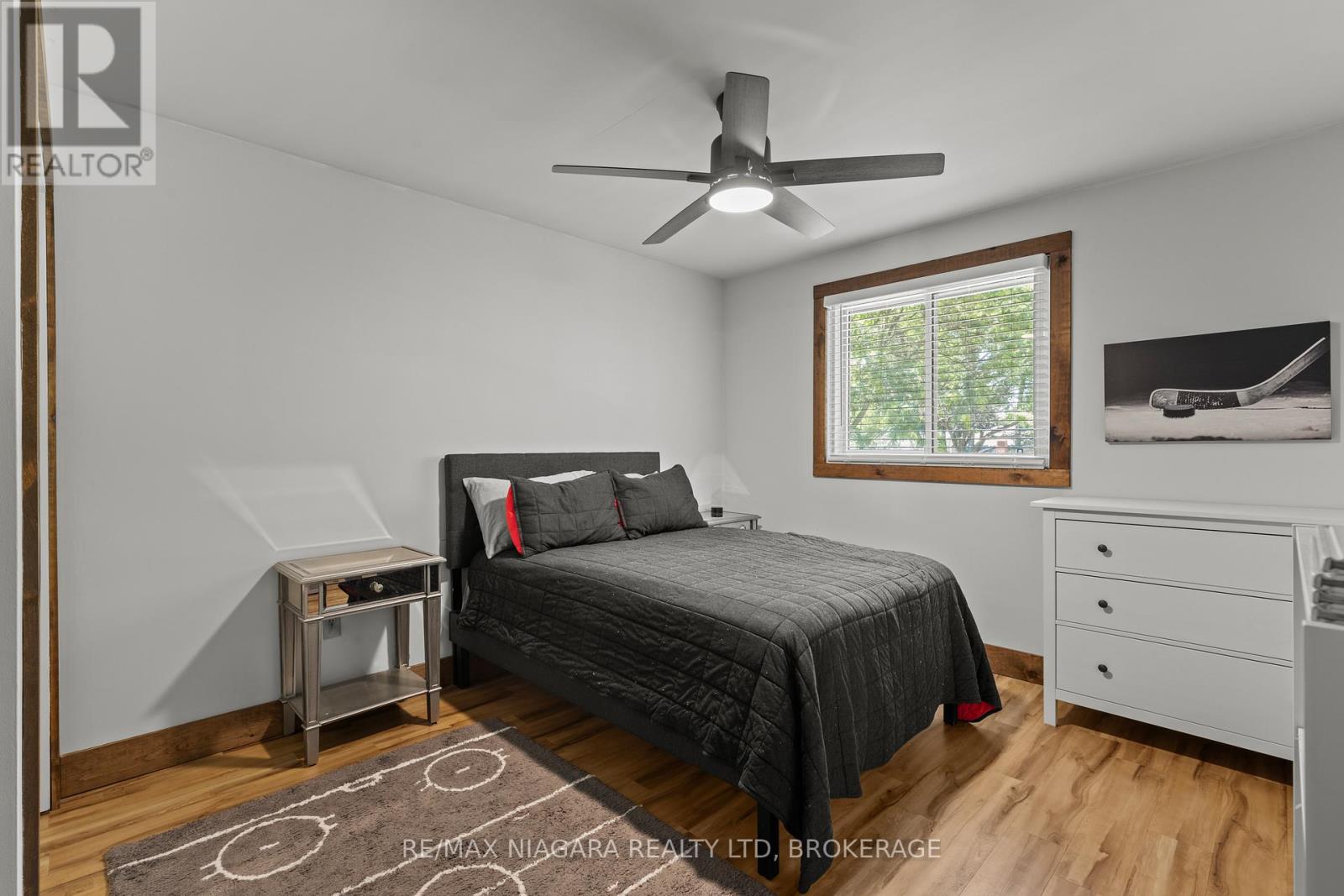 2786 LALEMANT ROAD - 24