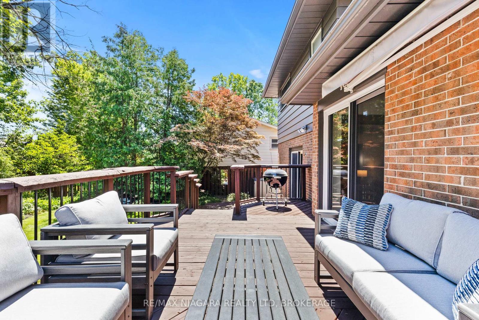 2786 LALEMANT ROAD - 35