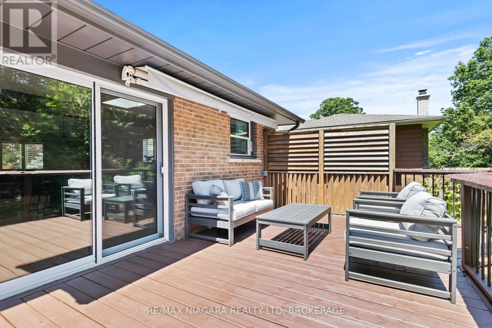 2786 LALEMANT ROAD - 40