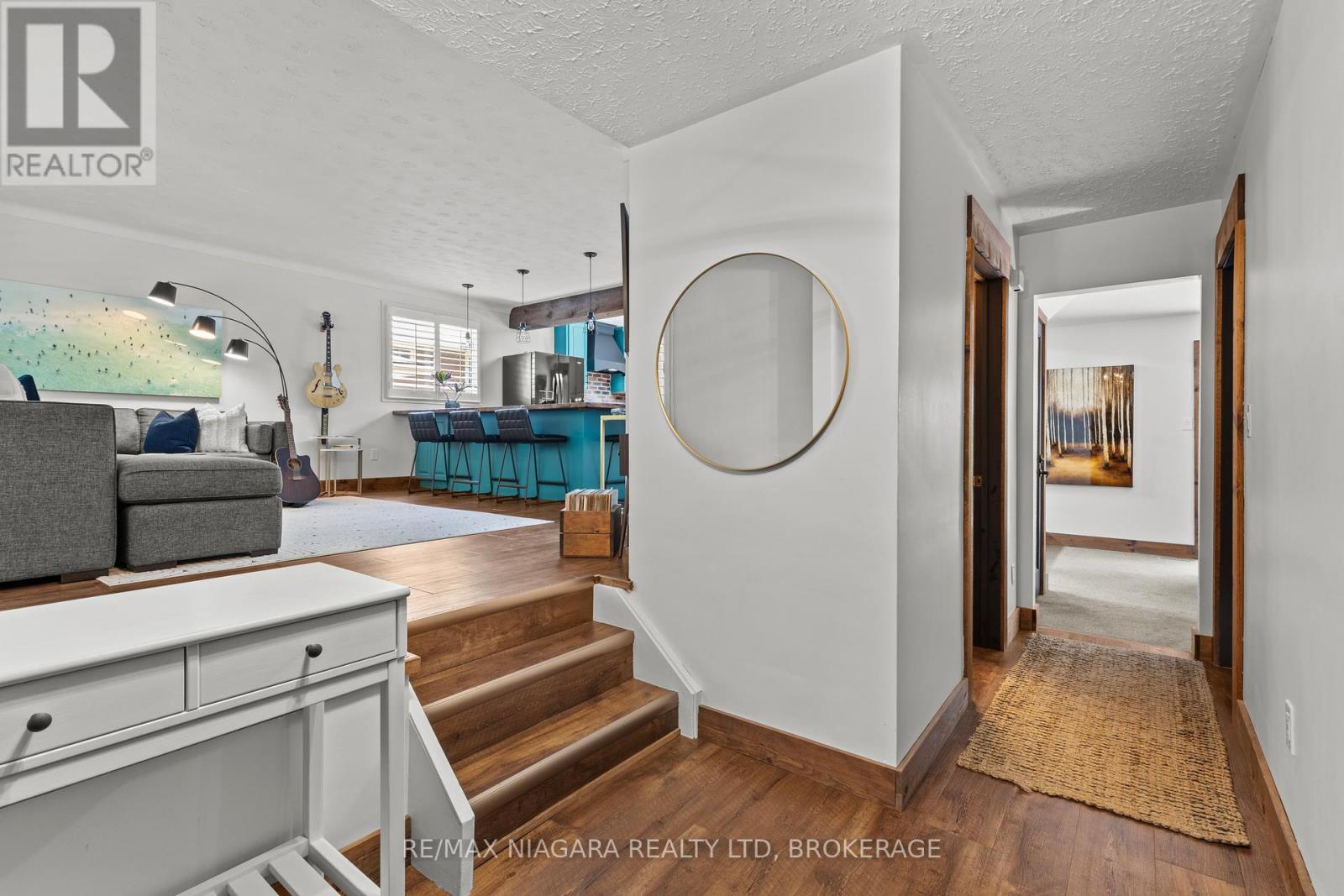 2786 LALEMANT ROAD - 8