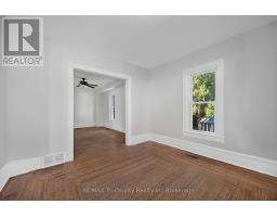 Bedroom 2 - 61 Brock Street E, Tillsonburg, ON N4G1Z7 Photo 8