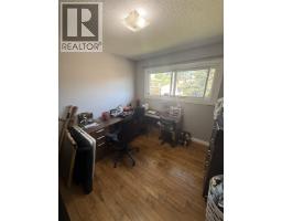 Living room - 10712 102 Avenue, Fort St  John, BC V1J2E8 Photo 8