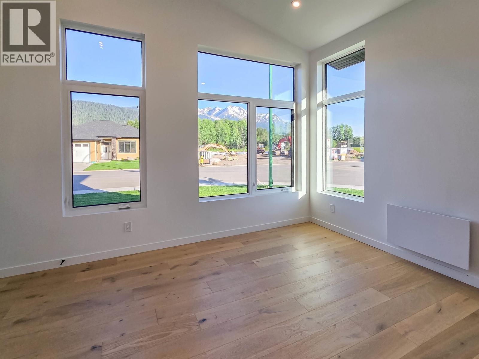 1048 PARKSIDE AVENUE - 26