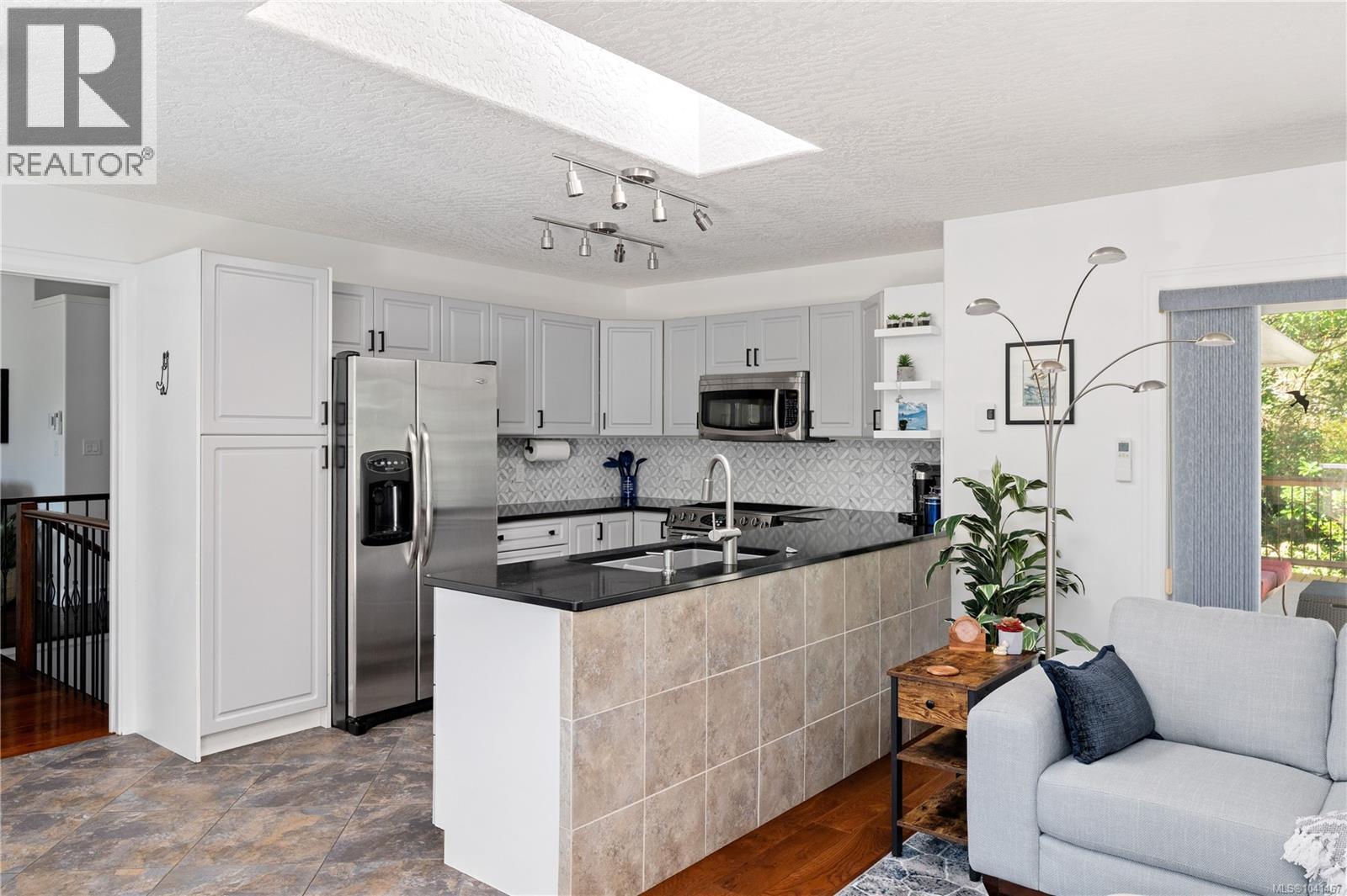 222 Ashley Pl - 12