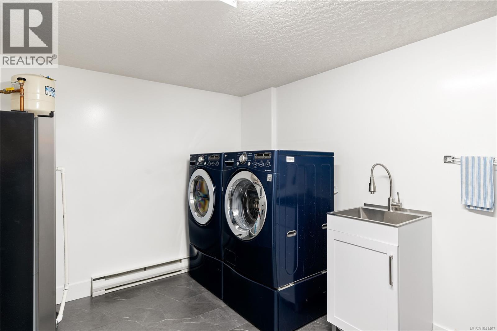 222 Ashley Pl - 28