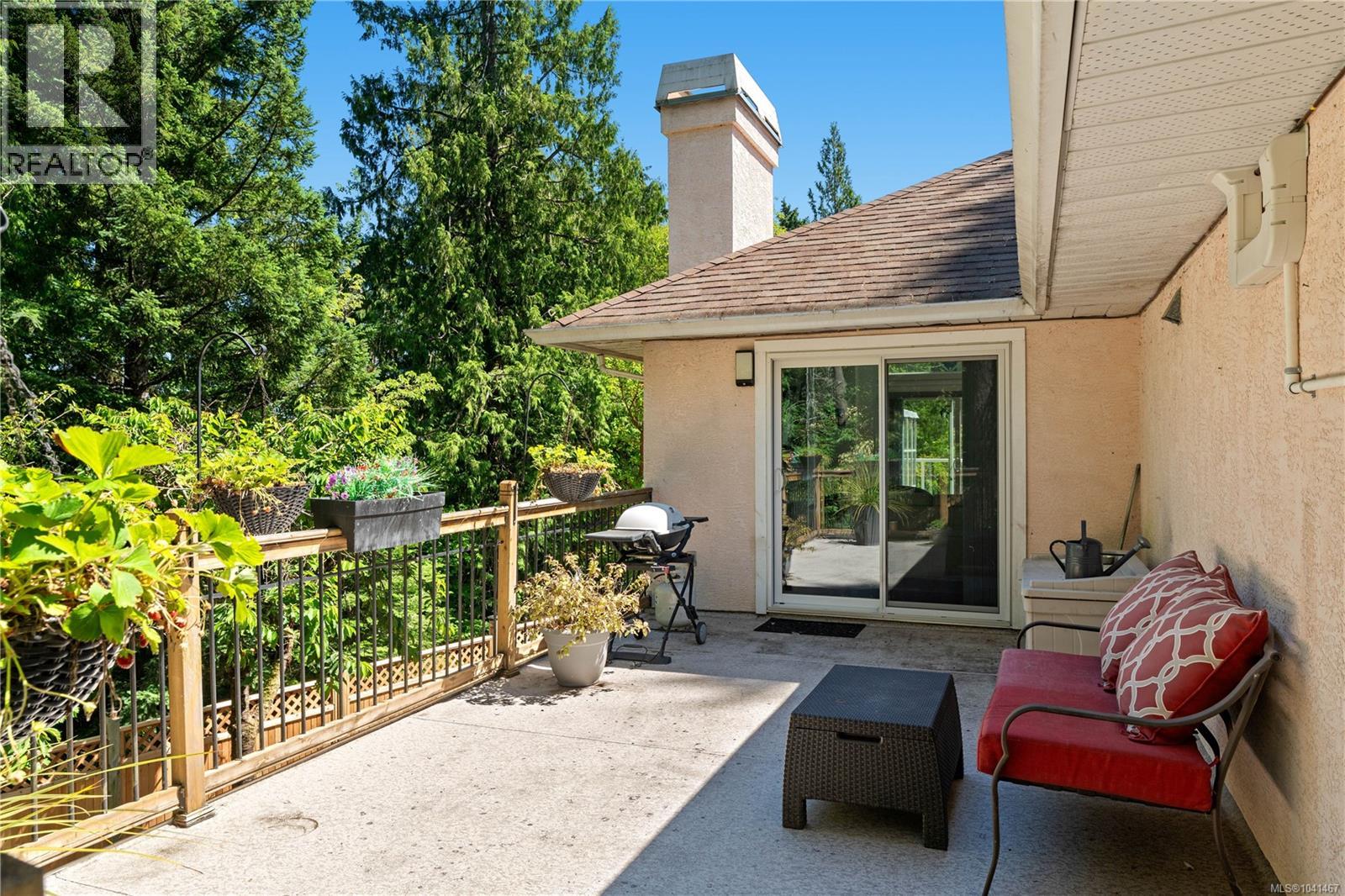 222 Ashley Pl - 40