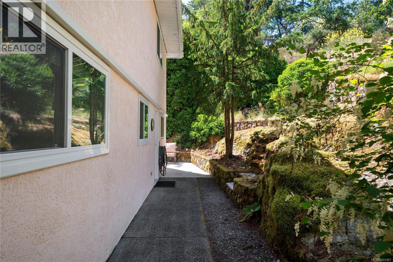 222 Ashley Pl - 43