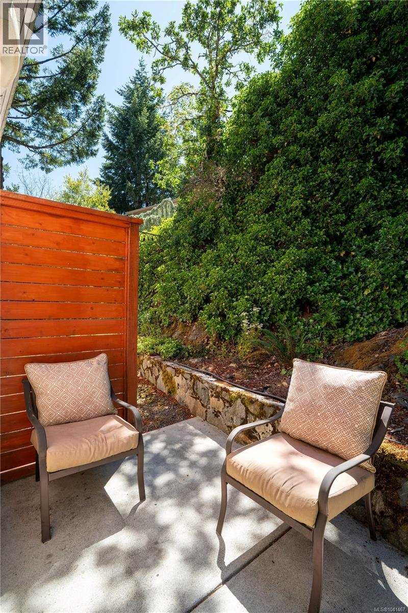 222 Ashley Pl - 44