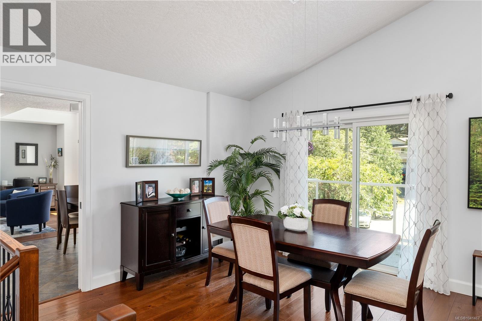 222 Ashley Pl - 6