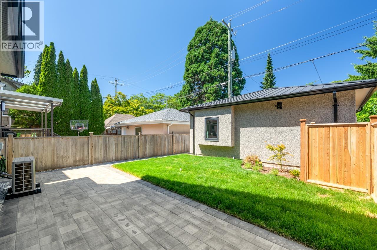 3 Bed, 4 Bath House for Sale in Vancouver – 2 3771 W KING EDWARD AVENUE, Vancouver – MLS# R3139768 - Image 30