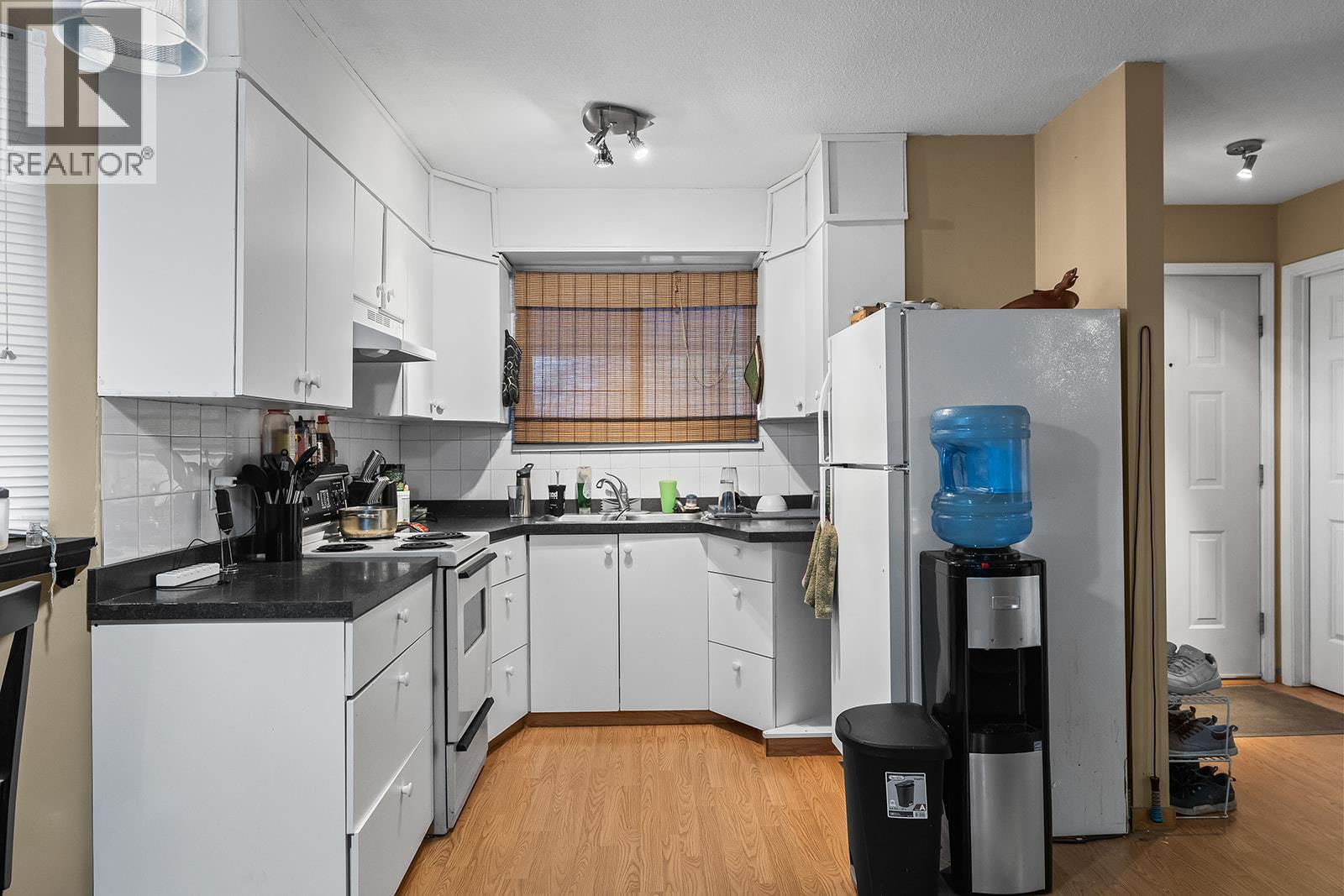 1250 Brookside Avenue - 35