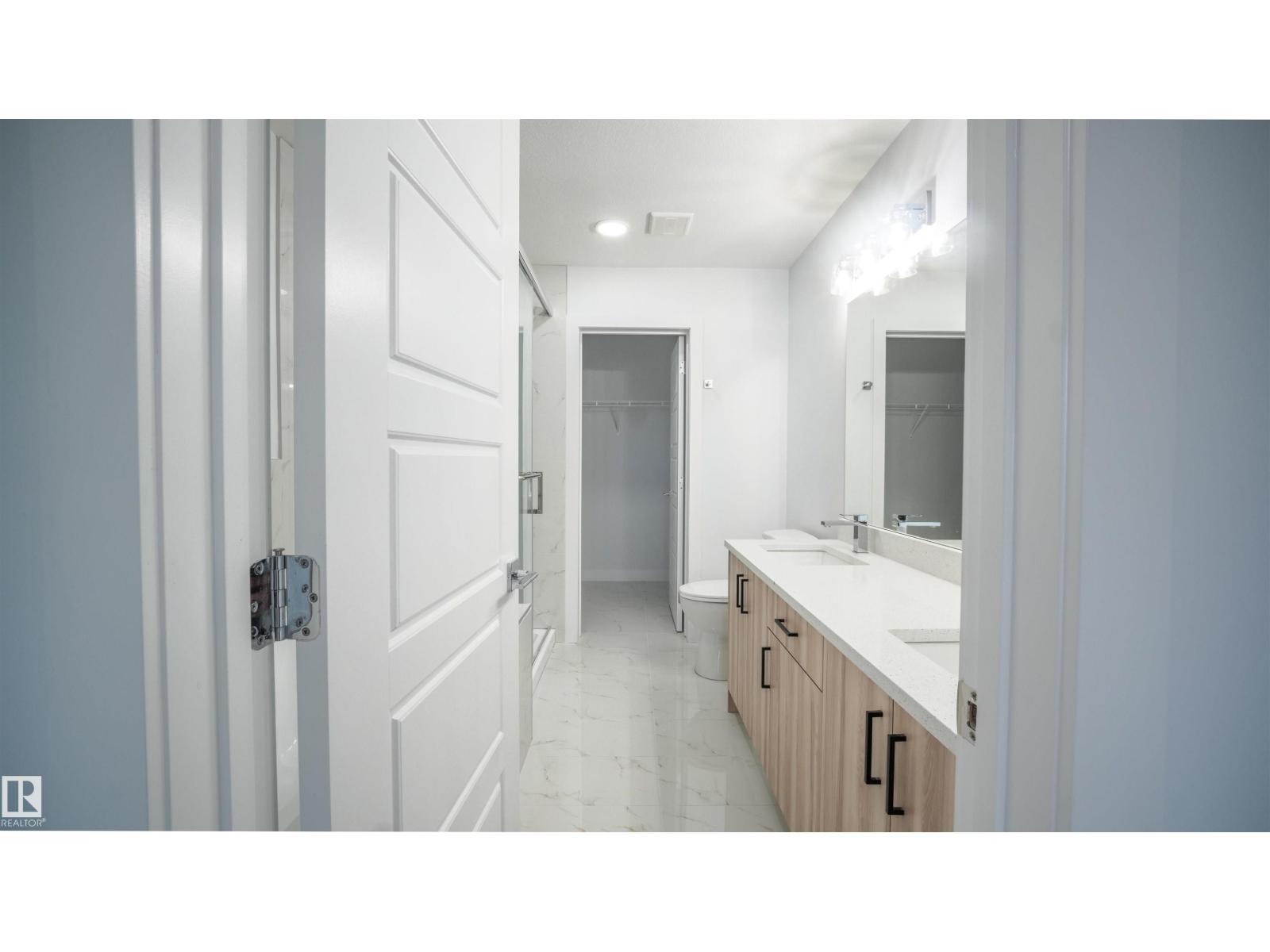 3708 40 Ave - 24