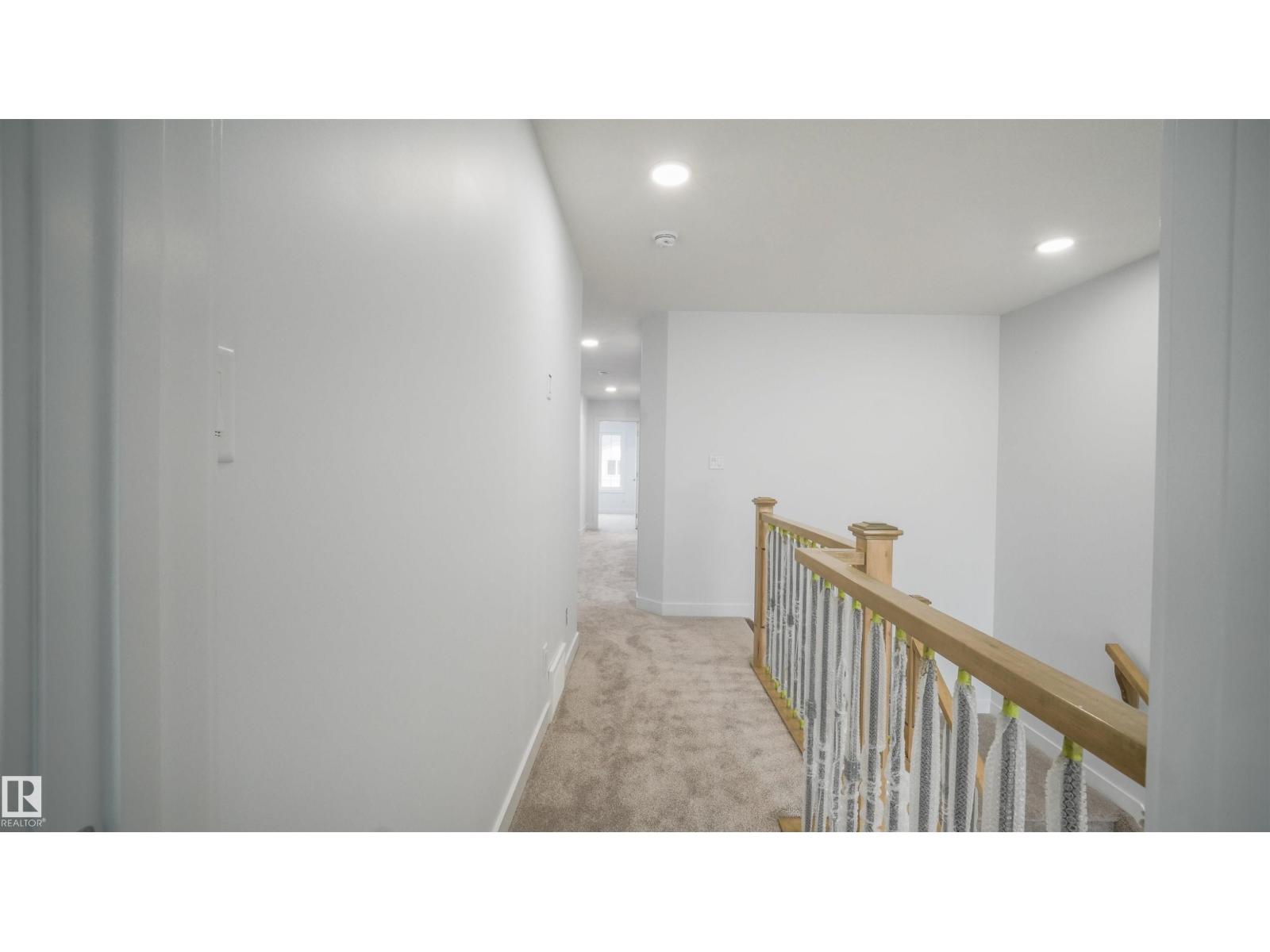 3708 40 Ave - 29