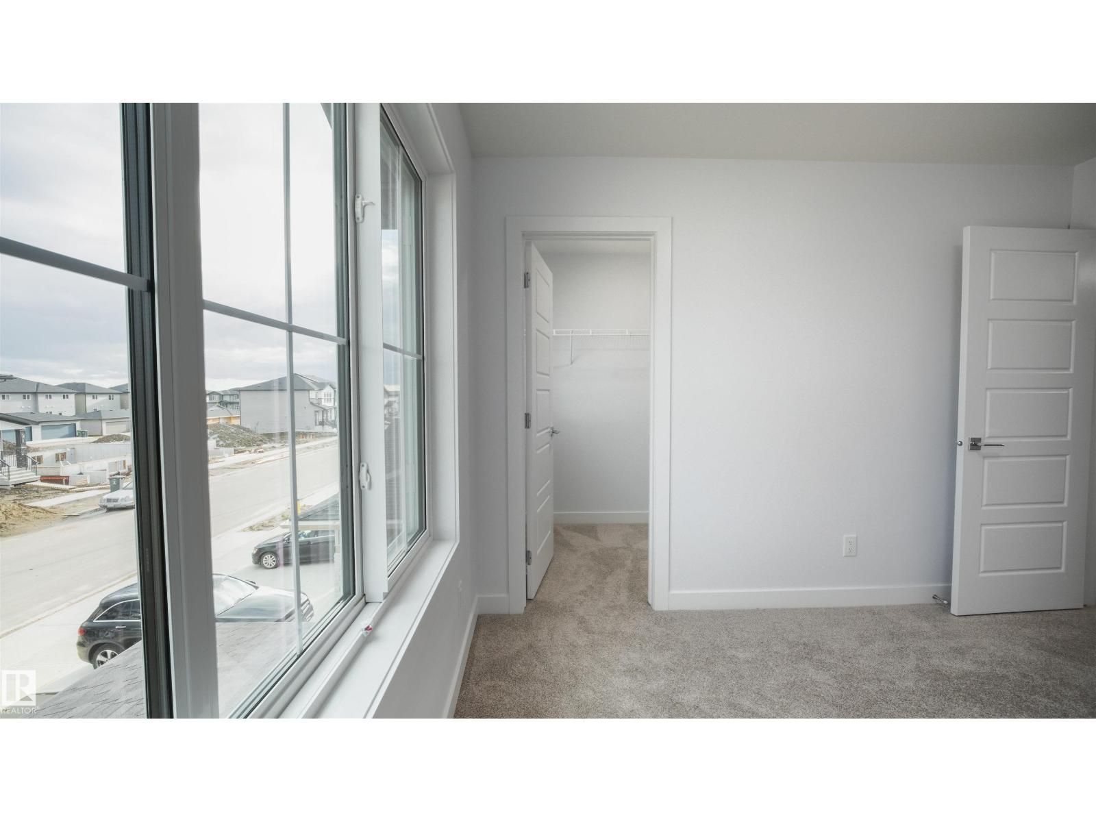 3708 40 Ave - 41