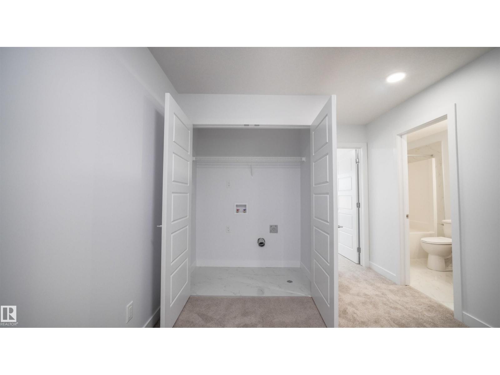 3708 40 Ave - 44