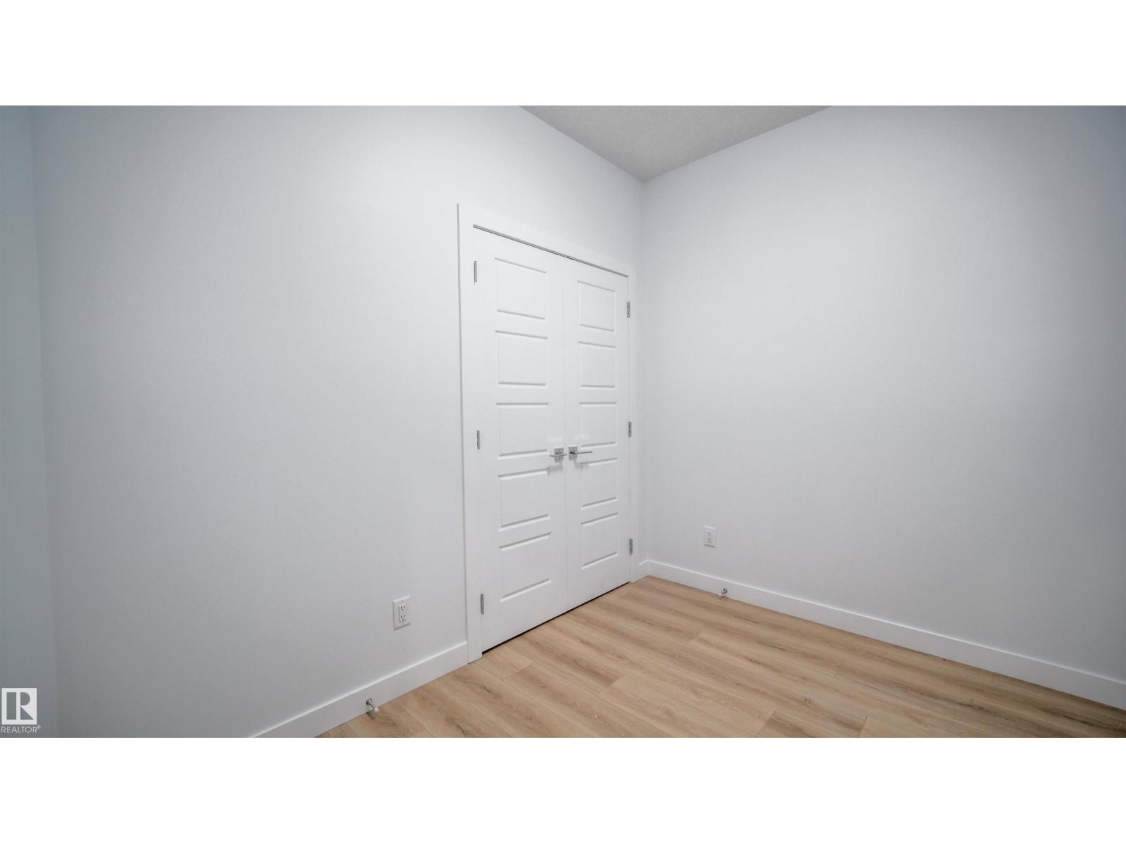 3708 40 Ave - 5