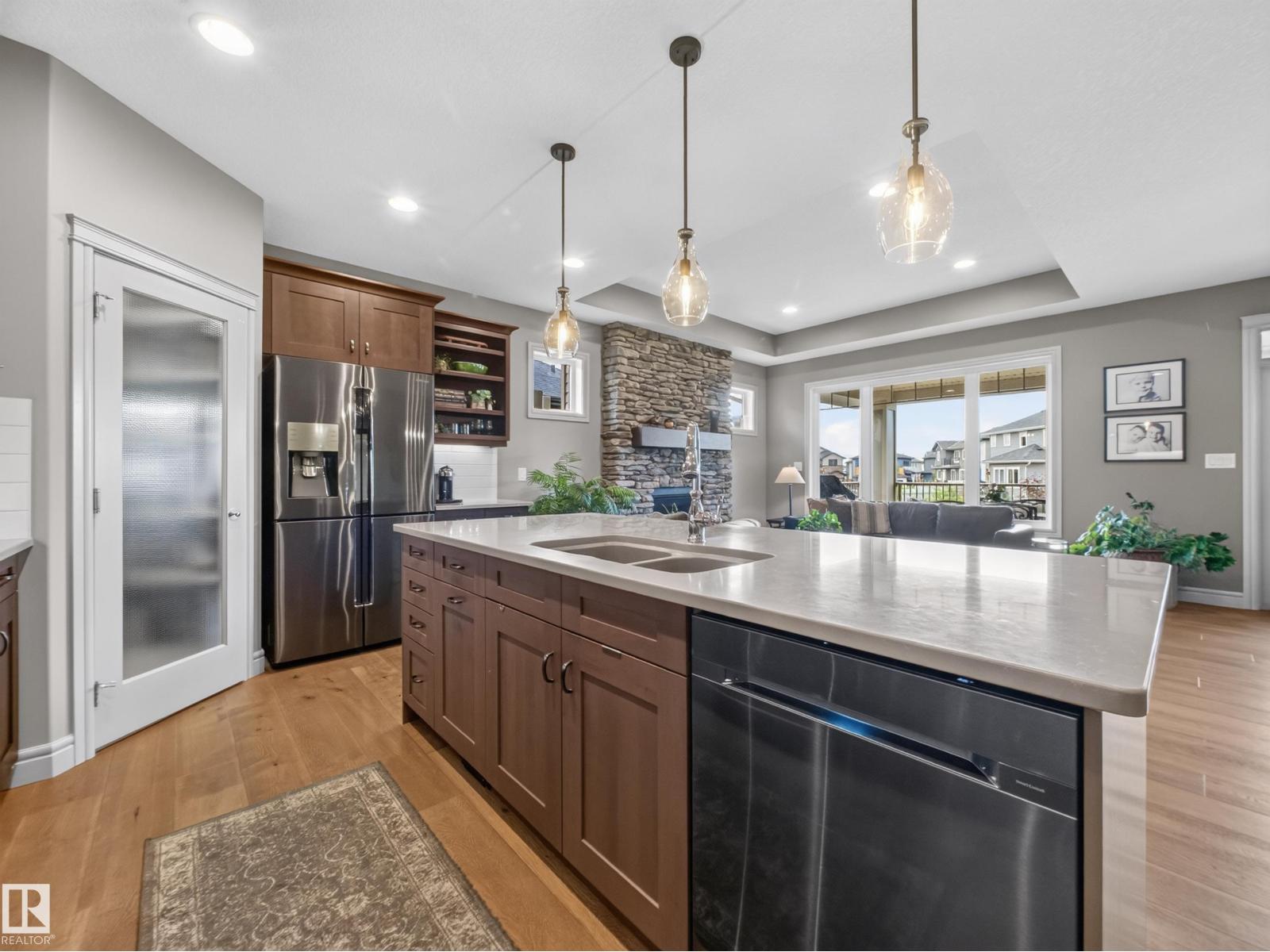 4003 49 AV — photo 24