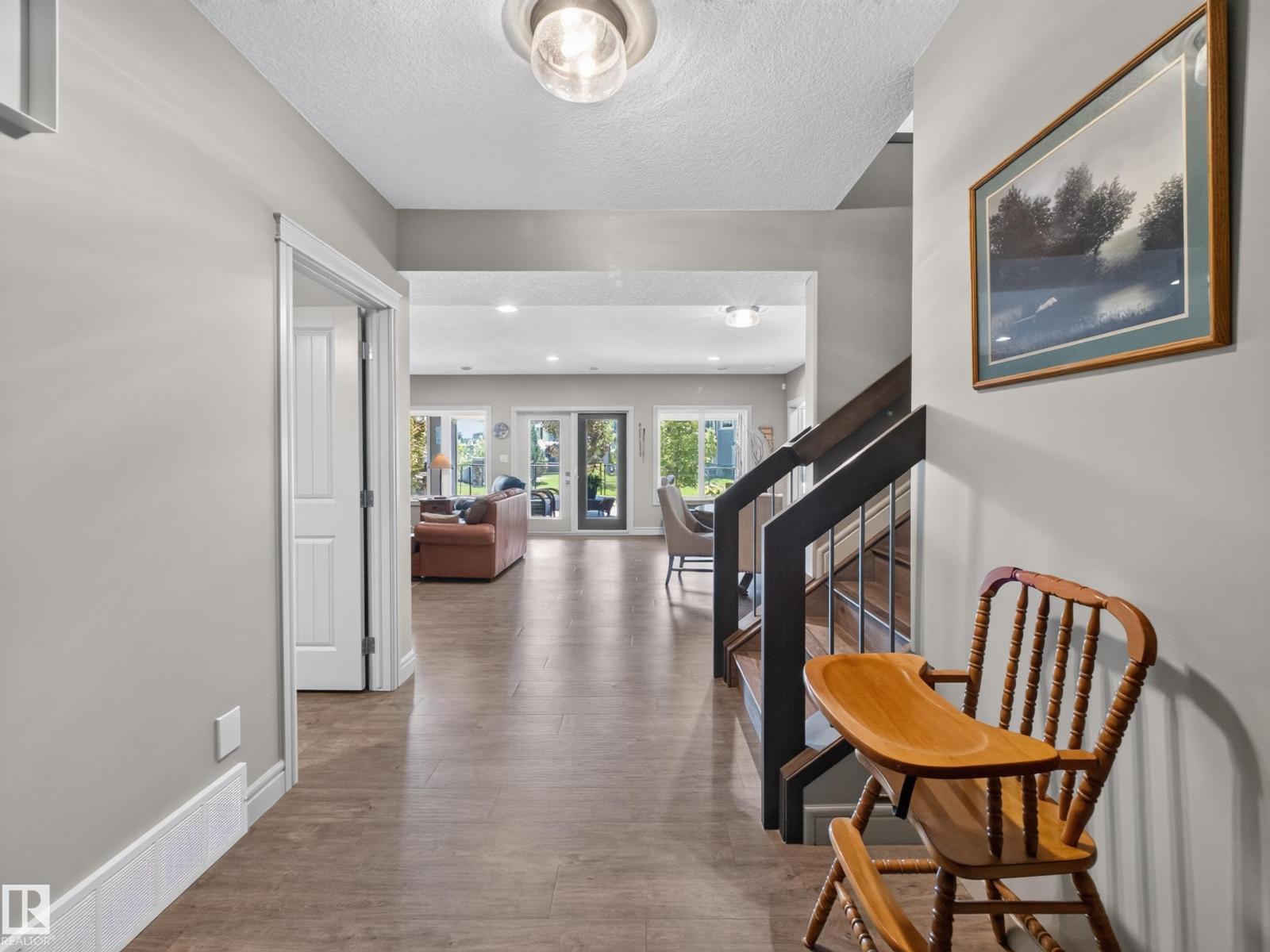 4003 49 AV — photo 49