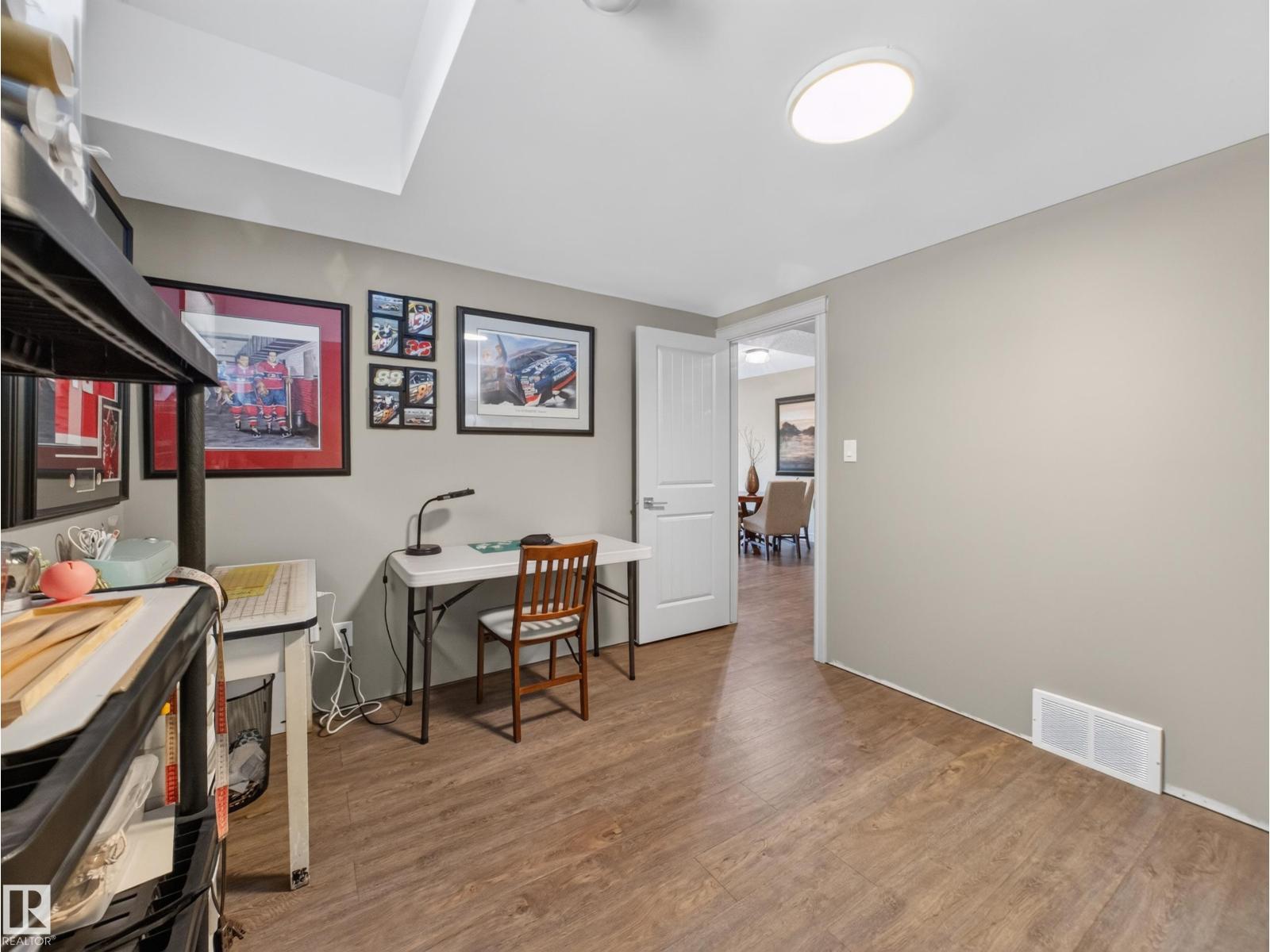 4003 49 AV — photo 51