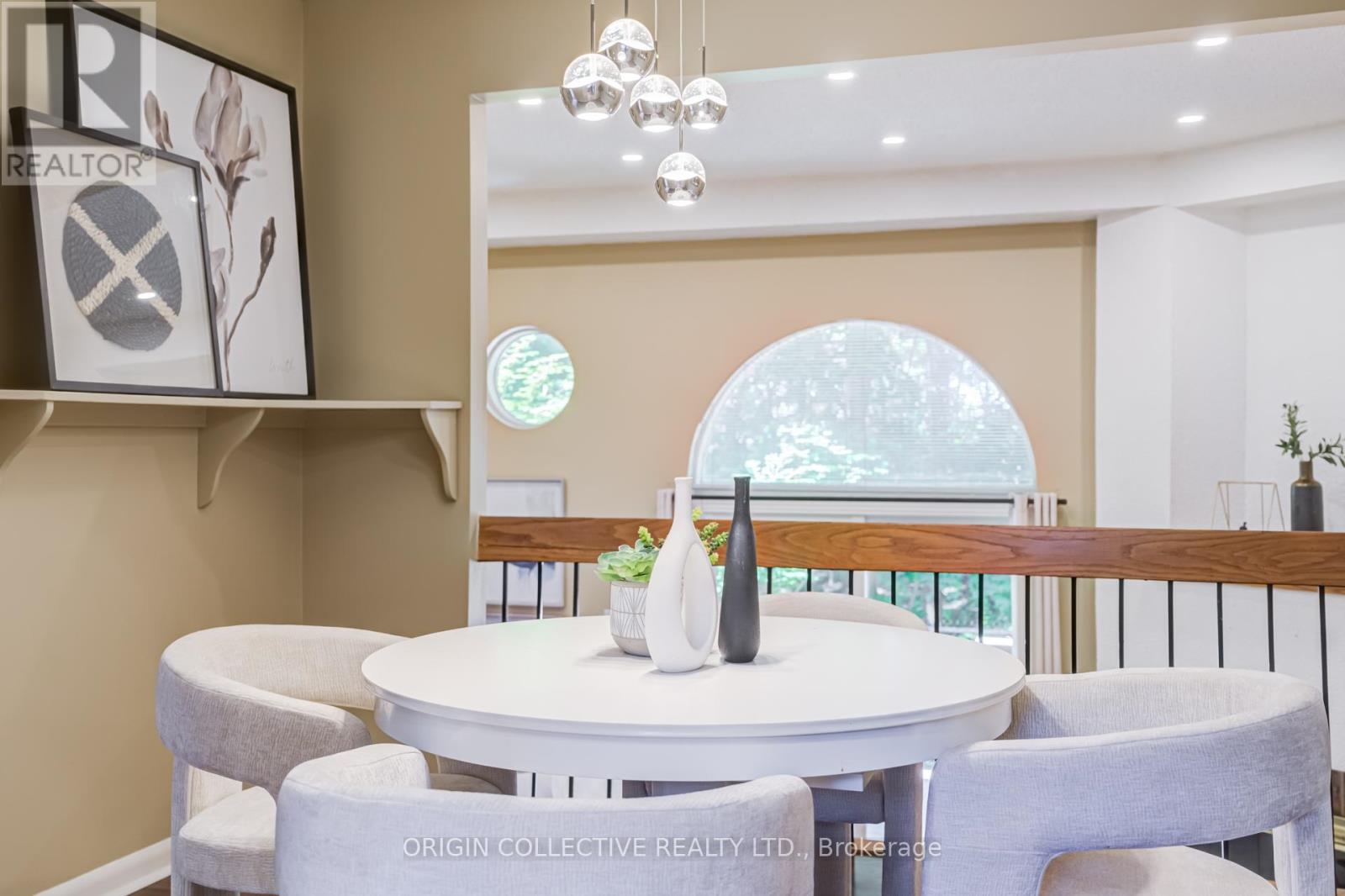6 OAKEN GATE WAY - 15