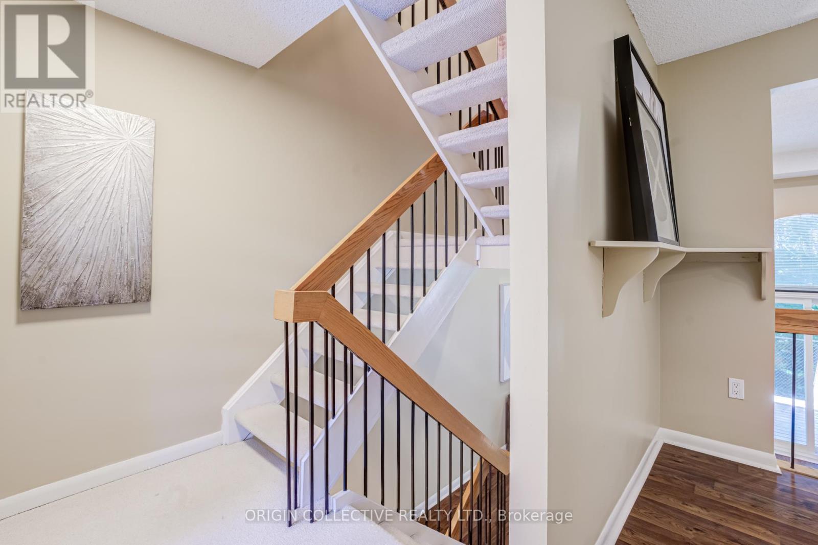 6 OAKEN GATE WAY - 23