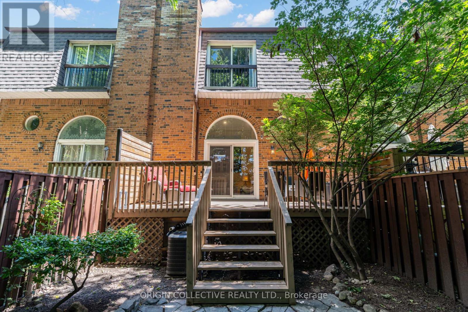6 OAKEN GATE WAY - 41