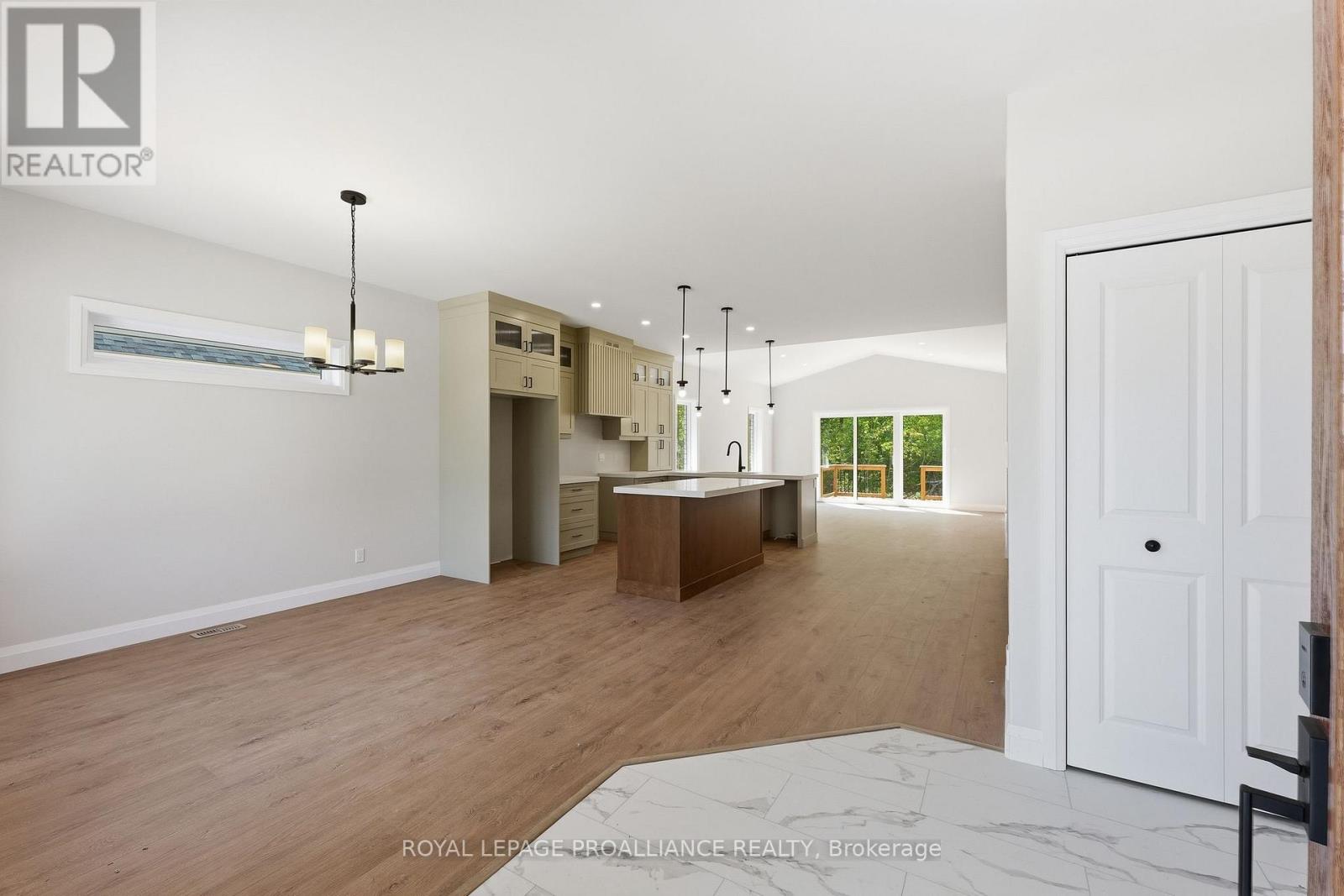 64 RIVERSIDE TRAIL - 14
