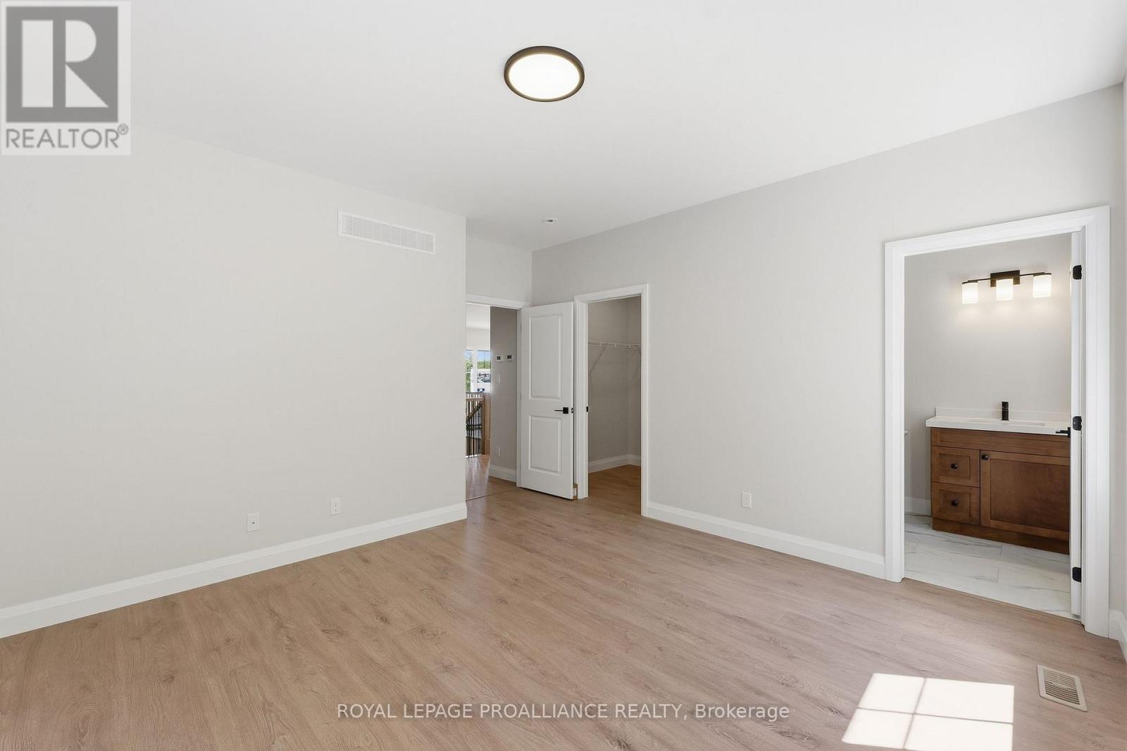 64 RIVERSIDE TRAIL - 21