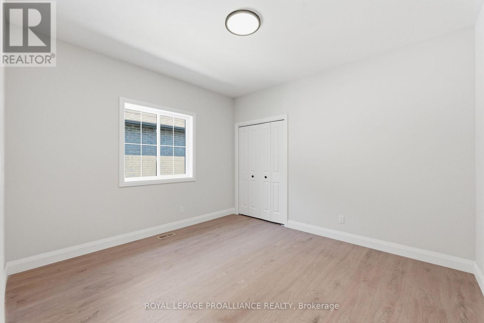 64 RIVERSIDE TRAIL - 23