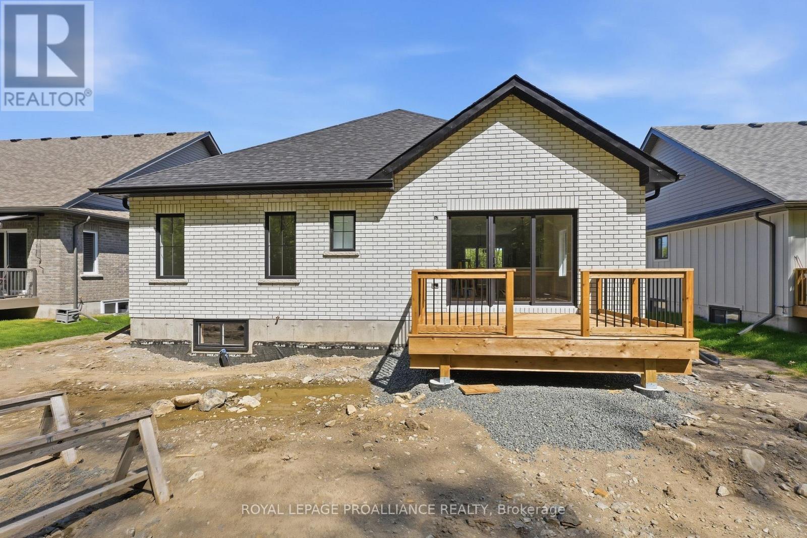 64 RIVERSIDE TRAIL - 33