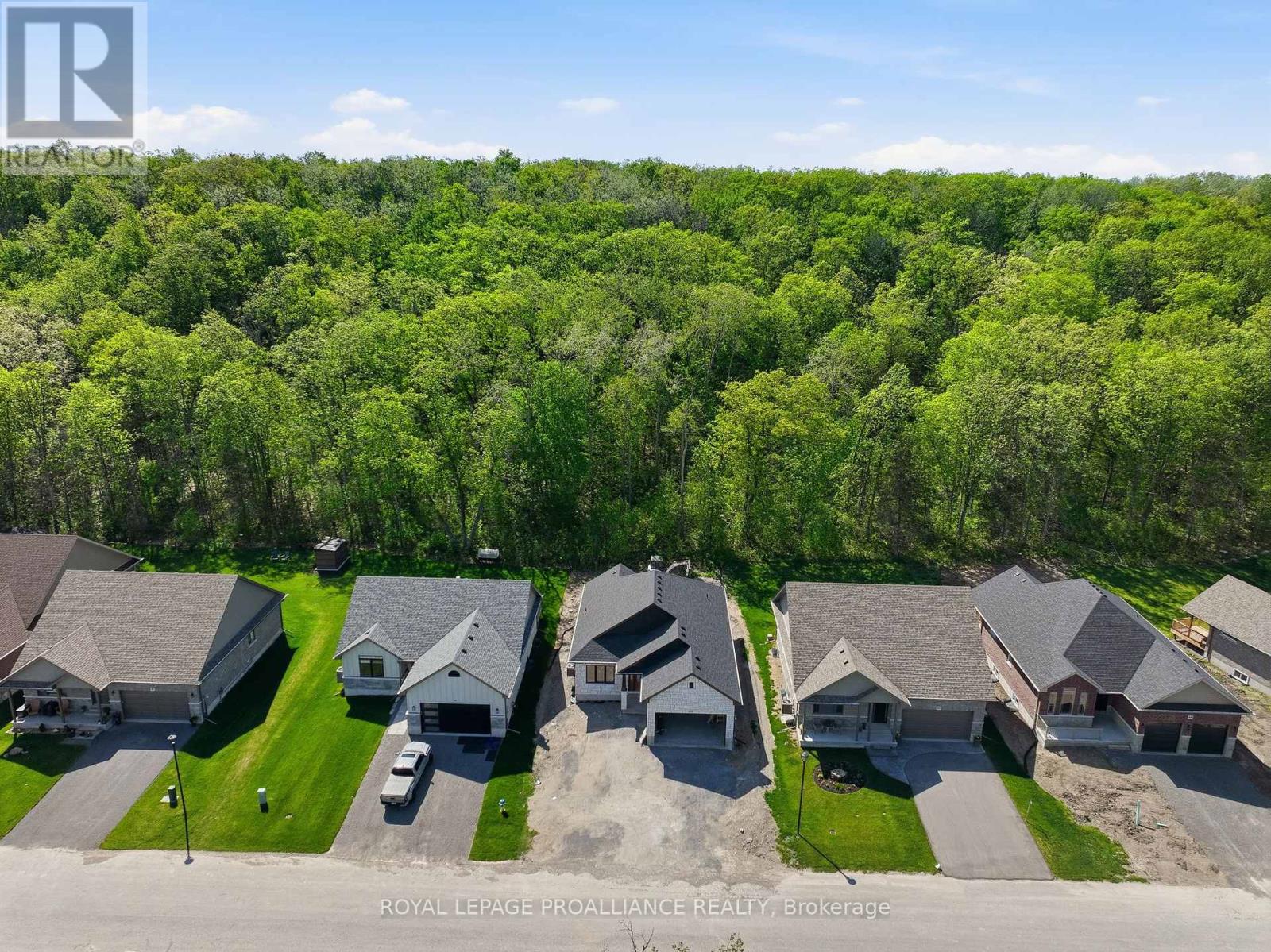 64 RIVERSIDE TRAIL - 35