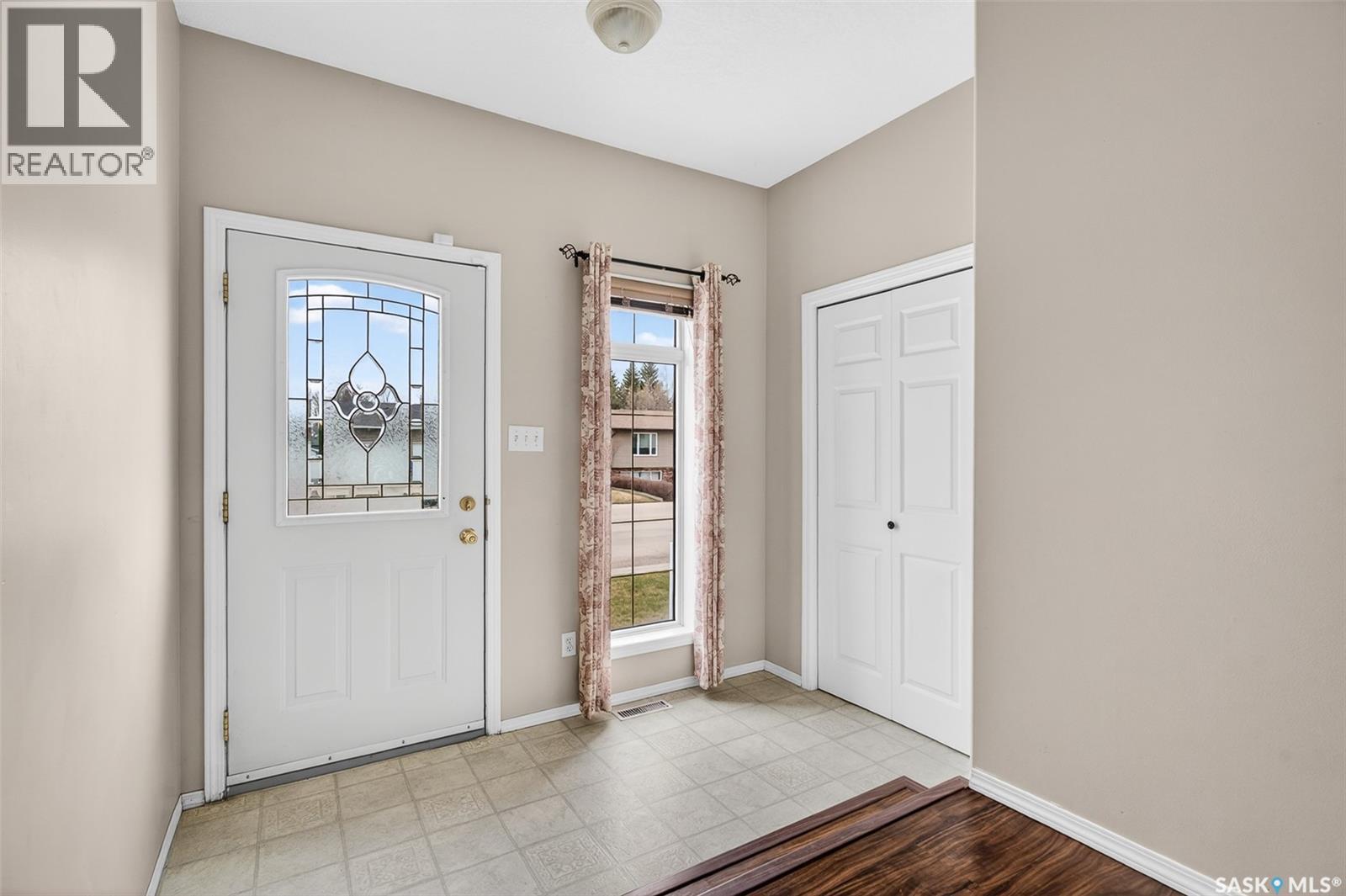 16 Flax ROAD - 4
