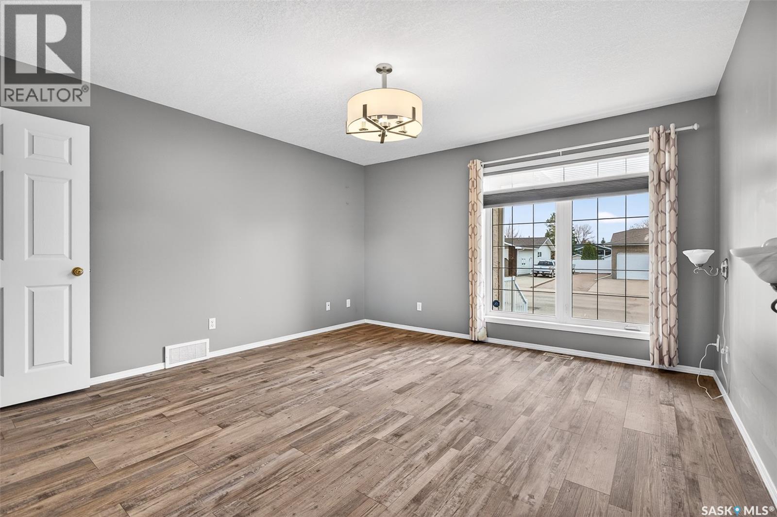 16 Flax ROAD - 25