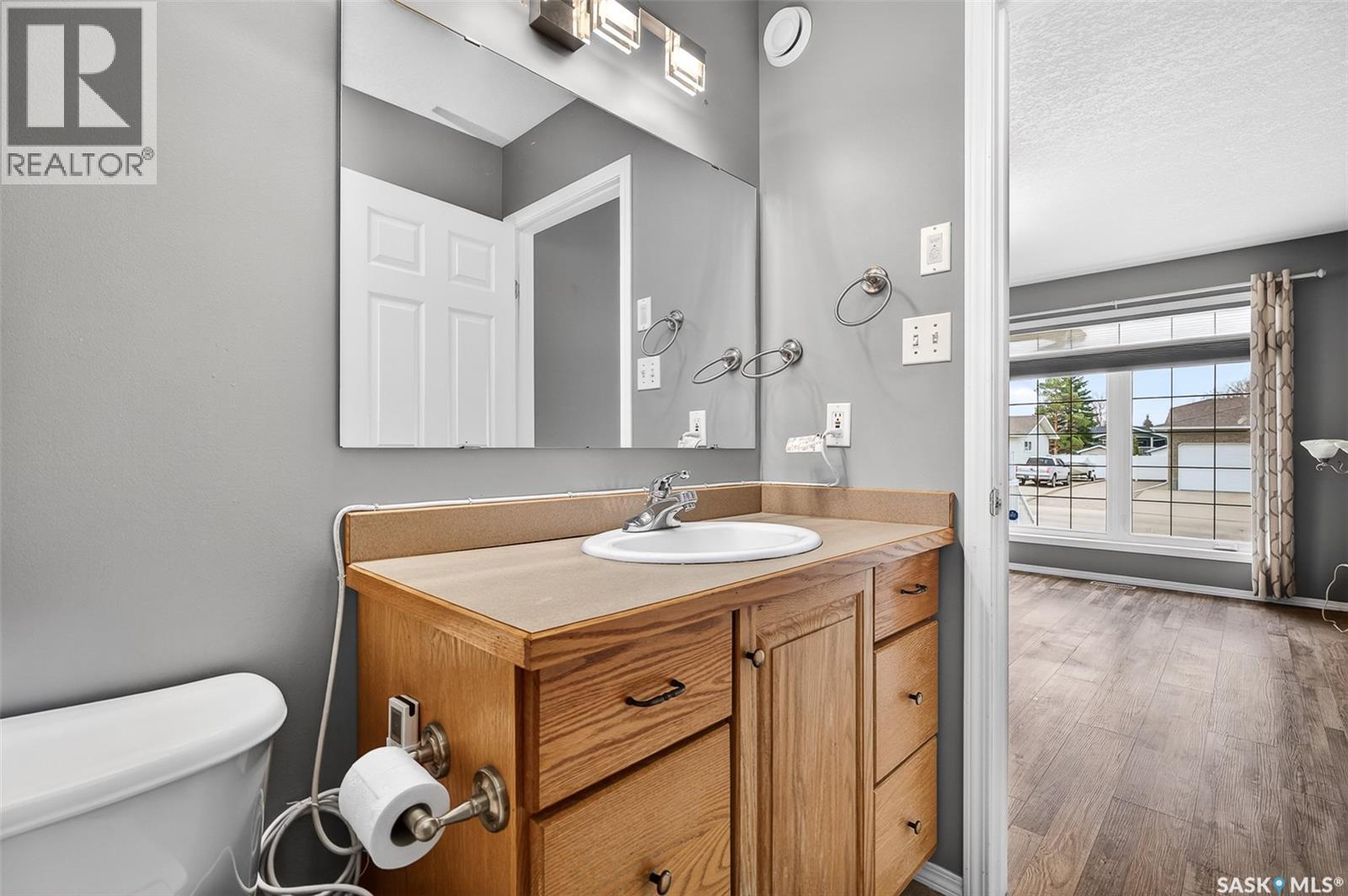 16 Flax ROAD - 60