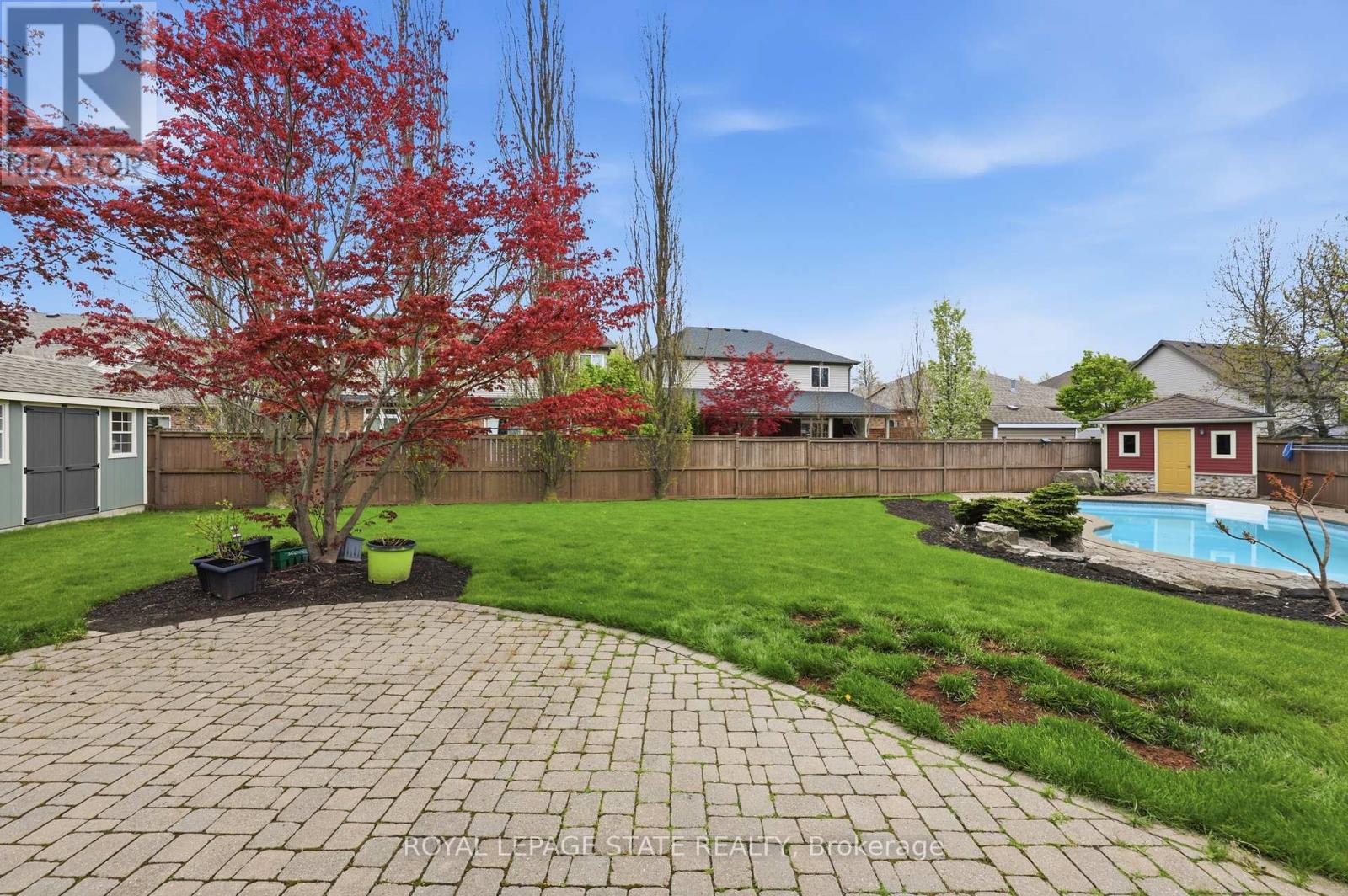 56 MCCAFFERY CRESCENT - 46