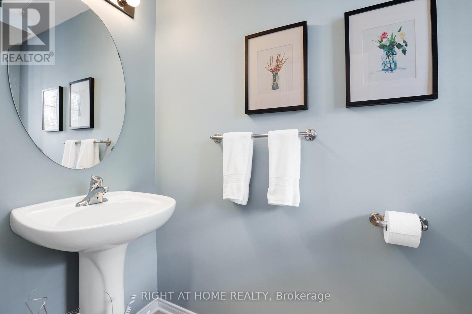 577 ASHBOURNE CRESCENT - 5