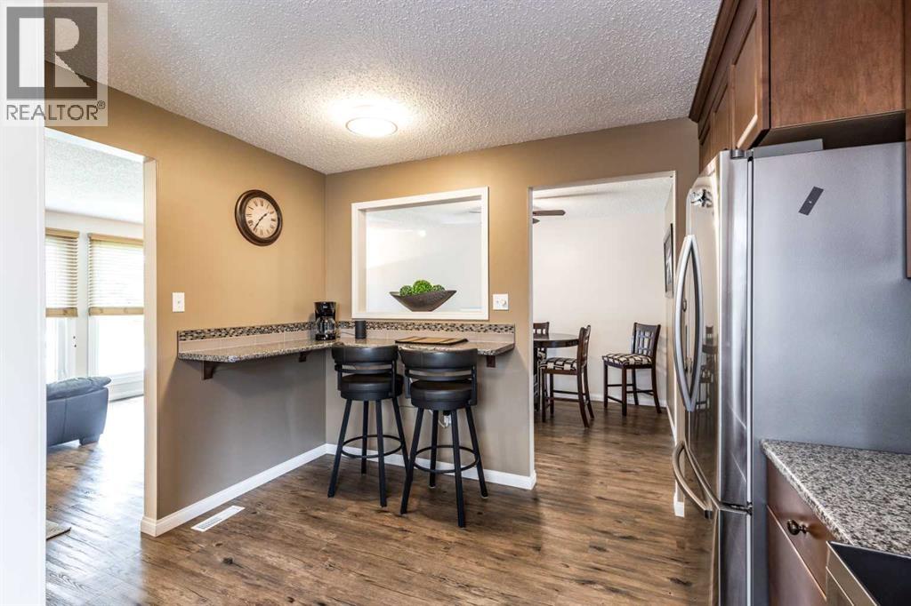 222 Cameron Road SE — photo 14