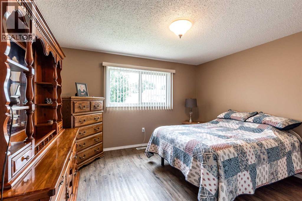 222 Cameron Road SE — photo 19