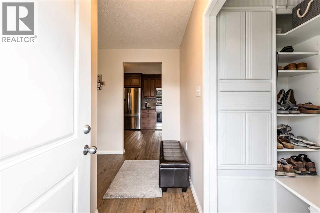 222 Cameron Road SE - photo 2