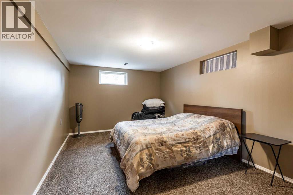 222 Cameron Road SE — photo 32