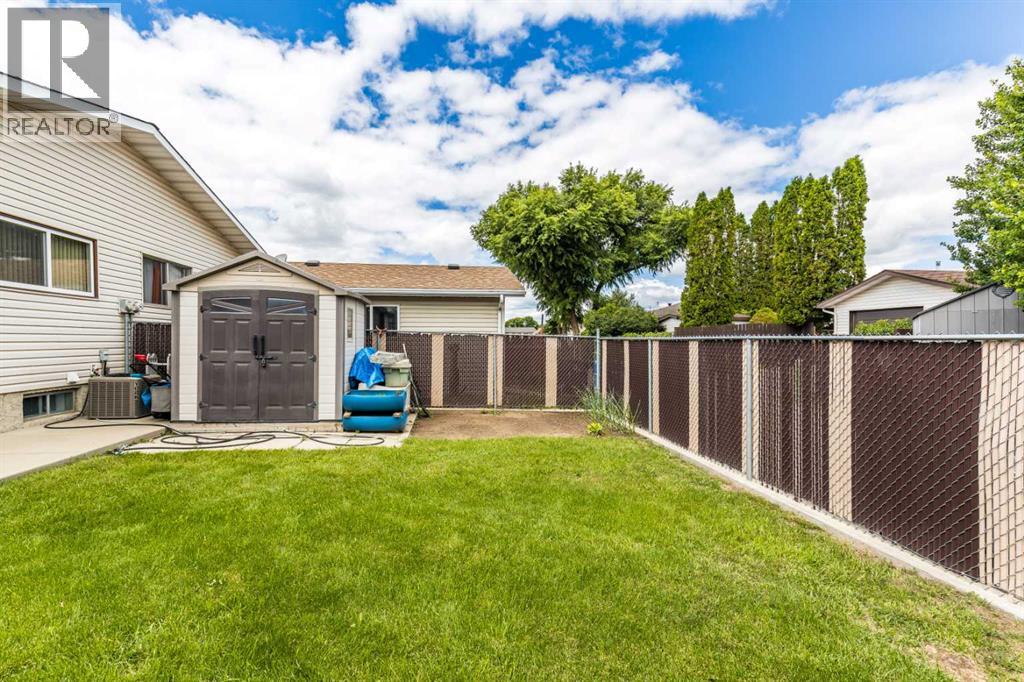 222 Cameron Road SE — photo 39