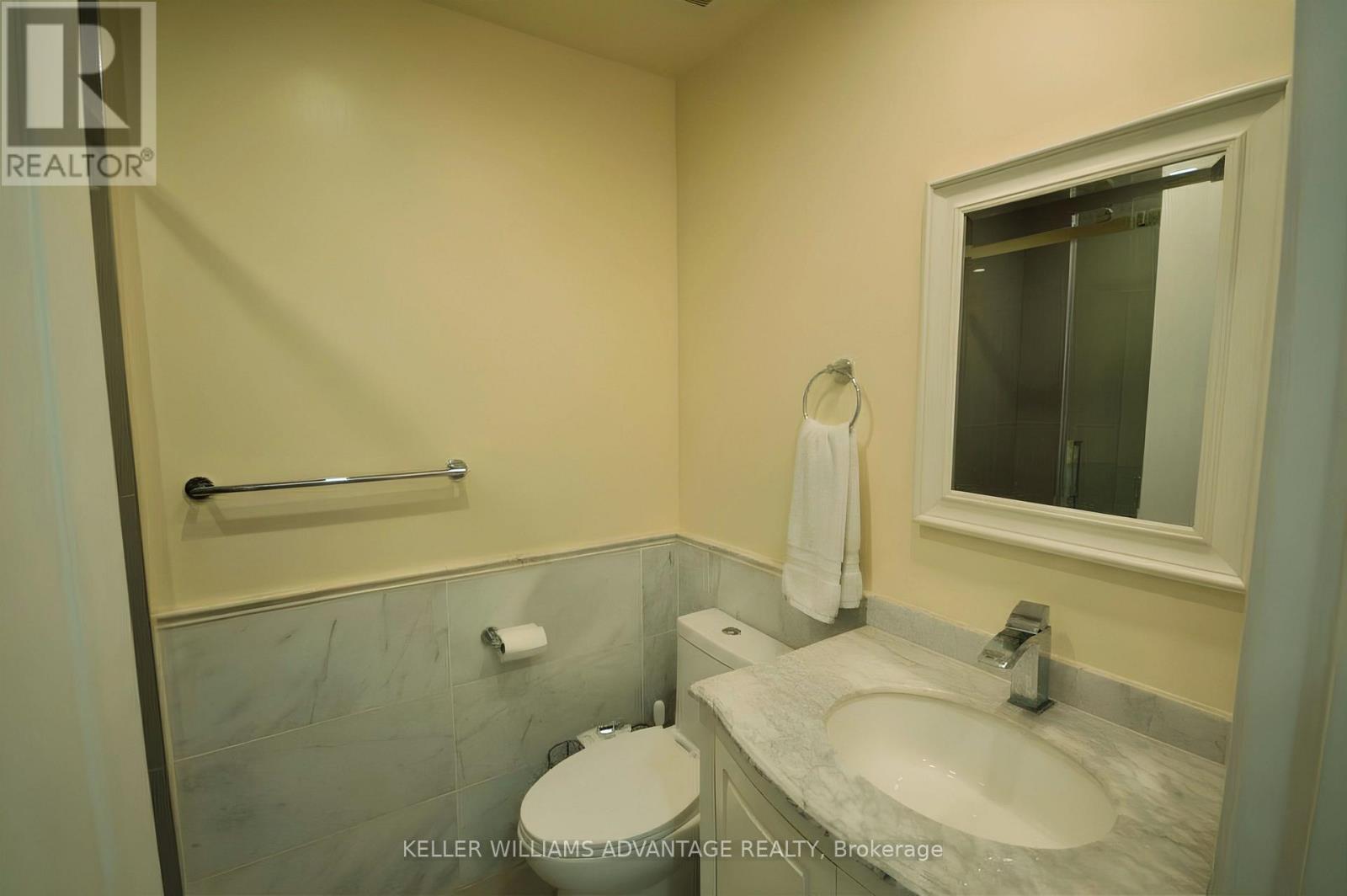#11 190 HARDING BOULEVARD - 15