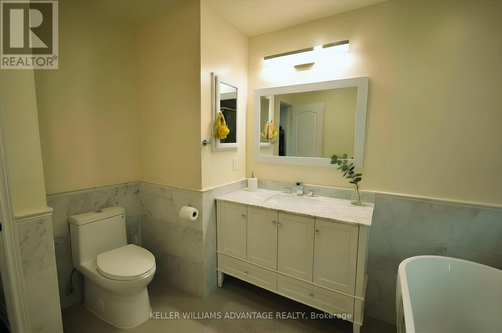 #11 190 HARDING BOULEVARD - 16