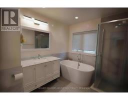 11 - 190 Harding Boulevard, Richmond Hill, ON L4C0J9 Photo 17