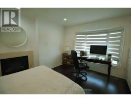 11 - 190 Harding Boulevard, Richmond Hill, ON L4C0J9 Photo 6