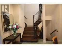 11 - 190 Harding Boulevard, Richmond Hill, ON L4C0J9 Photo 8