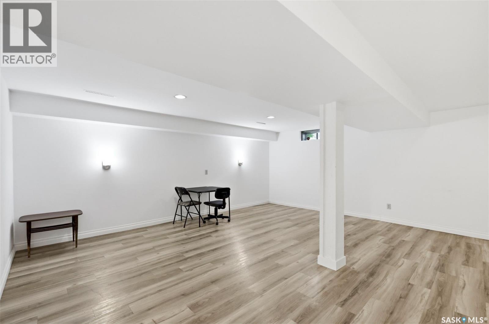 101 SALISBURY DRIVE - 21